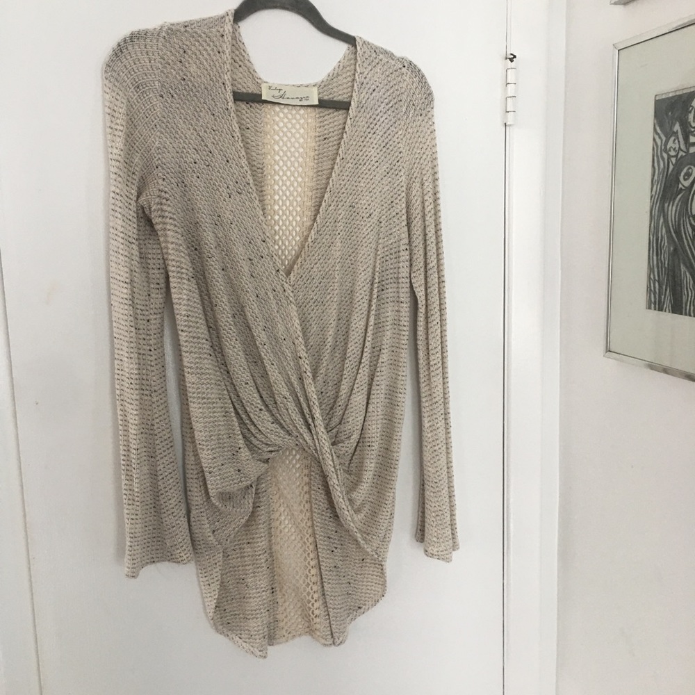 Vintage HavanaOatmeal soft Drapey Top back detail